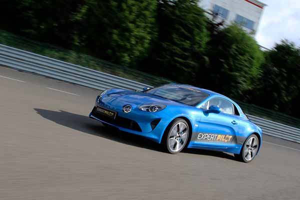 pilotage-circuit-alpine-a110-mettet-expertpilot